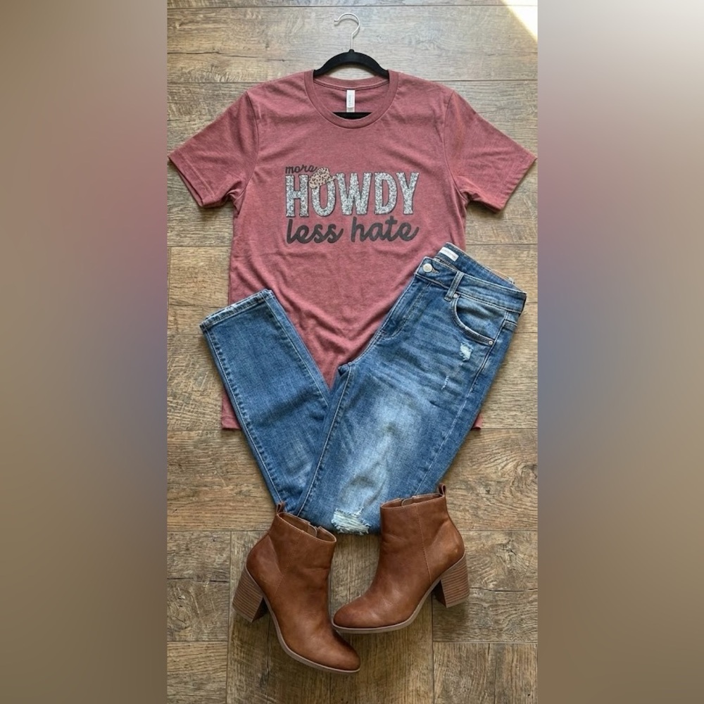 Women's Howdy Tee